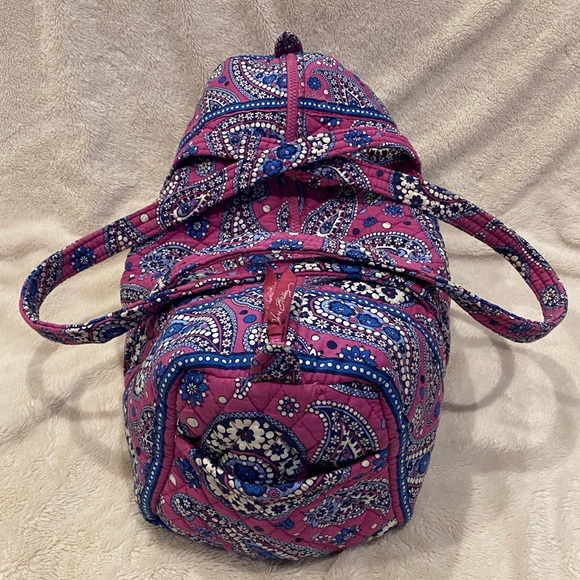 Vera Bradley Weekender Duffle Bag Boysenberry Paisleys Quilted Cotton Fabric EUC - Picture 3 of 8